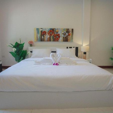 Pantip Boutique Hotel Lamphun Extérieur photo