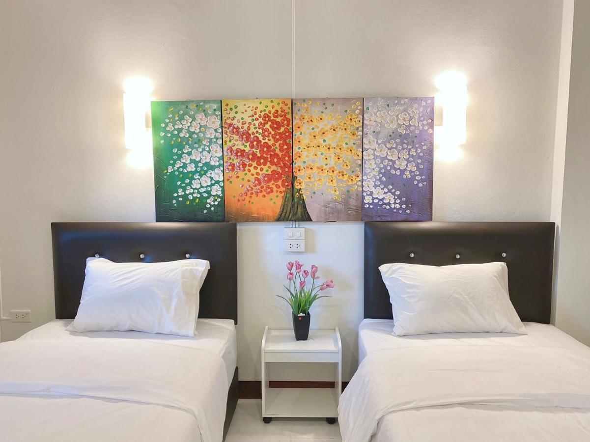 Pantip Boutique Hotel Lamphun Extérieur photo