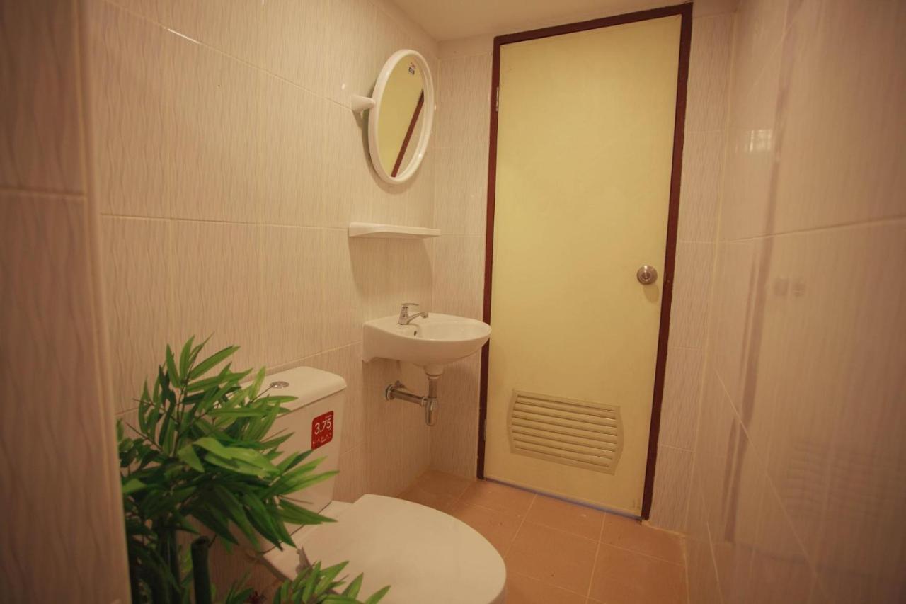 Pantip Boutique Hotel Lamphun Extérieur photo