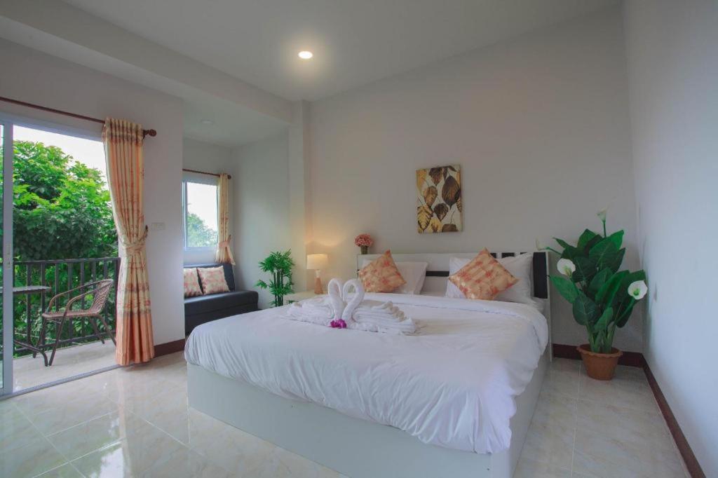 Pantip Boutique Hotel Lamphun Extérieur photo